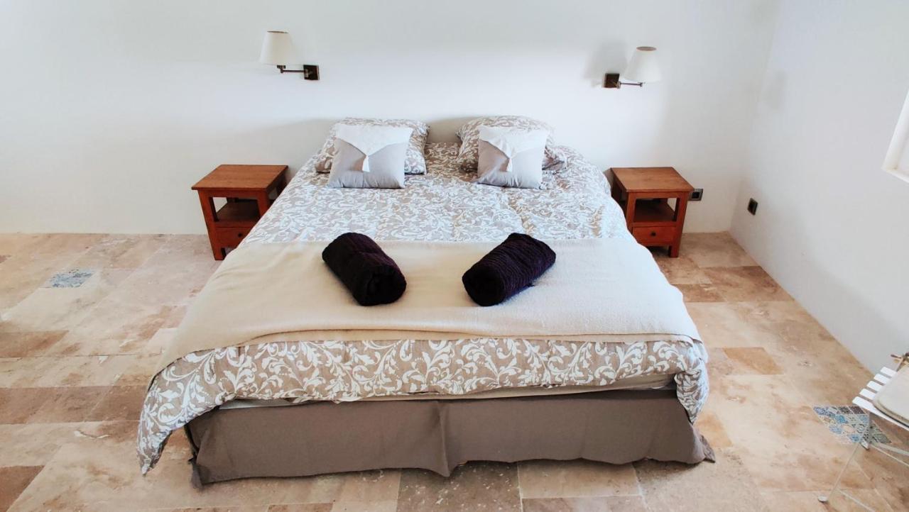 Superbe Chambre Avec Terrasse, Parking Prive, Jardin, Calme, Climatisation, 10 Mn Pont Du Gard #7 Apartment Рошфор-дю-Гар Екстериор снимка