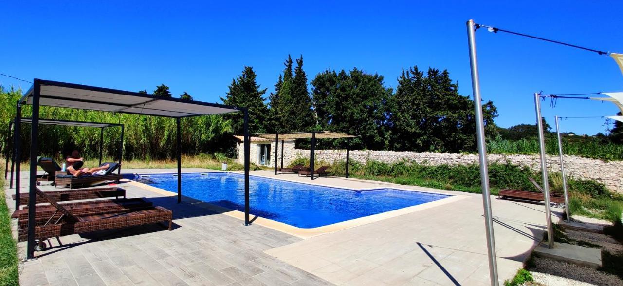 Superbe Chambre Avec Terrasse, Parking Prive, Jardin, Calme, Climatisation, 10 Mn Pont Du Gard #7 Apartment Рошфор-дю-Гар Екстериор снимка